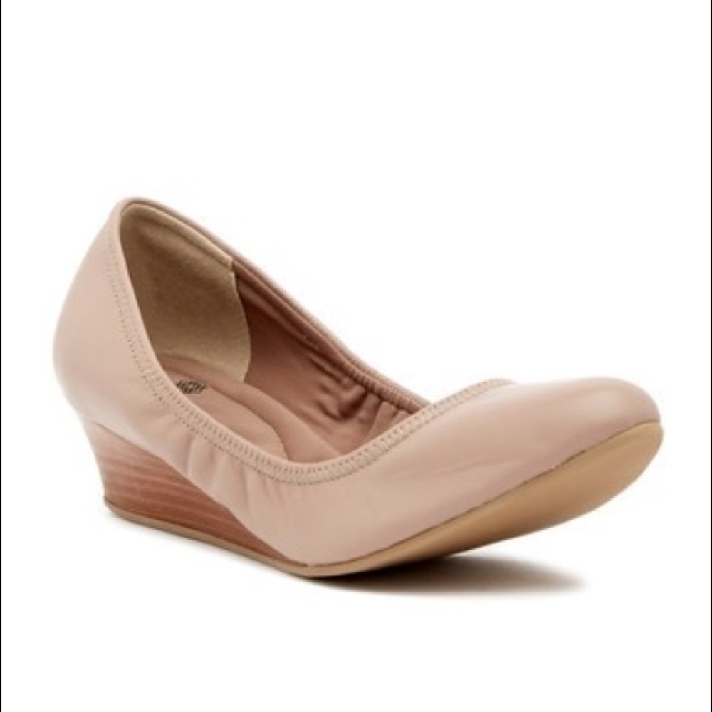 Nude Wedge Ballet Flats